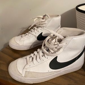 Nike Blazer Mid ‘77